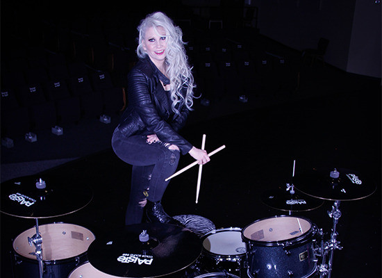Paiste_Gallery_Dunn_Laura_550_400_4.jpg