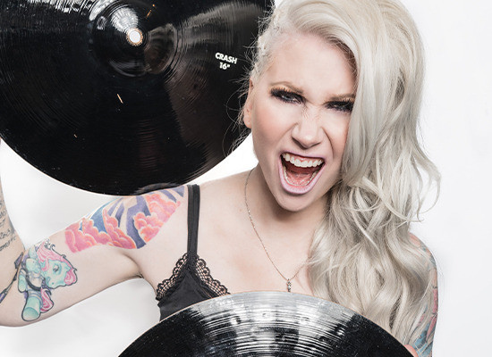 Paiste_Gallery_Dunn_Laura_550_400_2.jpg