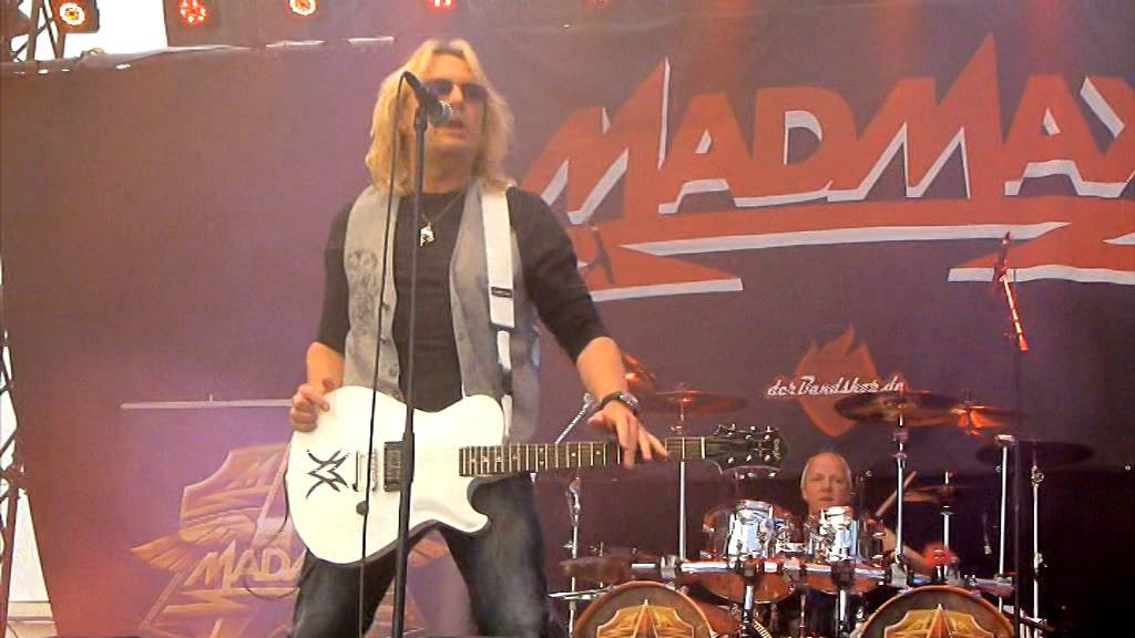 Mad Max - Heroes Die Lonely (live SRF2015)