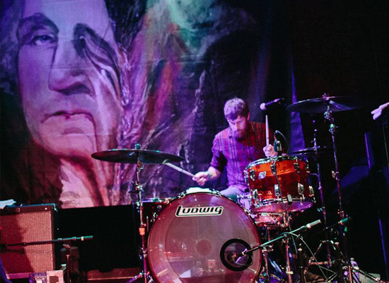 Paiste_Gallery_Cox_Damon_550_400_4.jpg